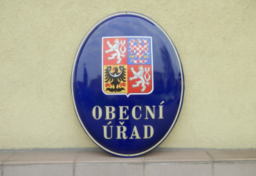 Zrušení pondělních úředních hodin